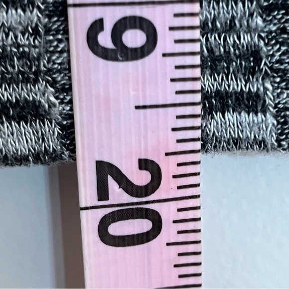 Women’s American Eagle Tank Top Gray Sleeveless Heather Viscose Blend Size XS - Picture 6 of 7